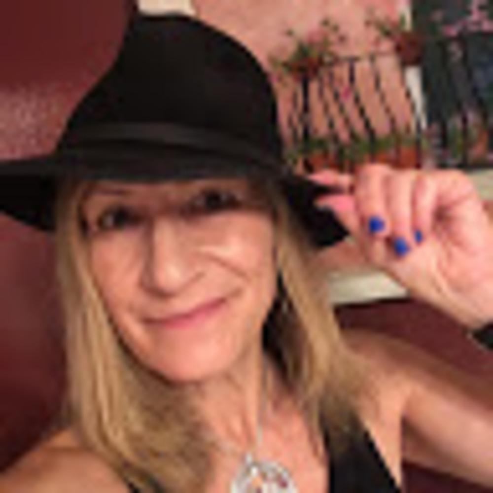 Meet your Posher, Pamela